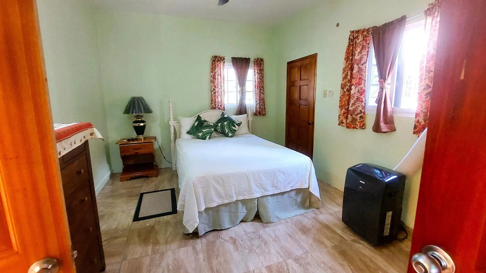 Stoney Gate Cottages Negril Pensjonat